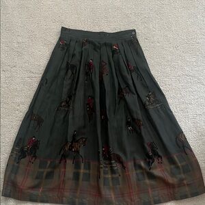 Chic Equestrian Print A-Line Skirt in Dark Green